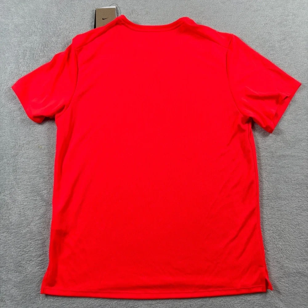 Nike Miler Dri Fit Running‎ Top Mens Medium Red Sweat Wicking Sports Running